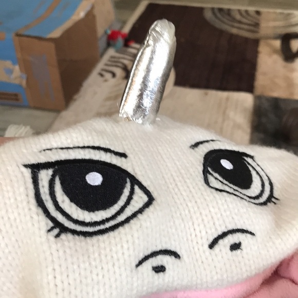 K ACCESSORIES UNICORN BEANIE PINK AND WHITE - Picture 5 of 5